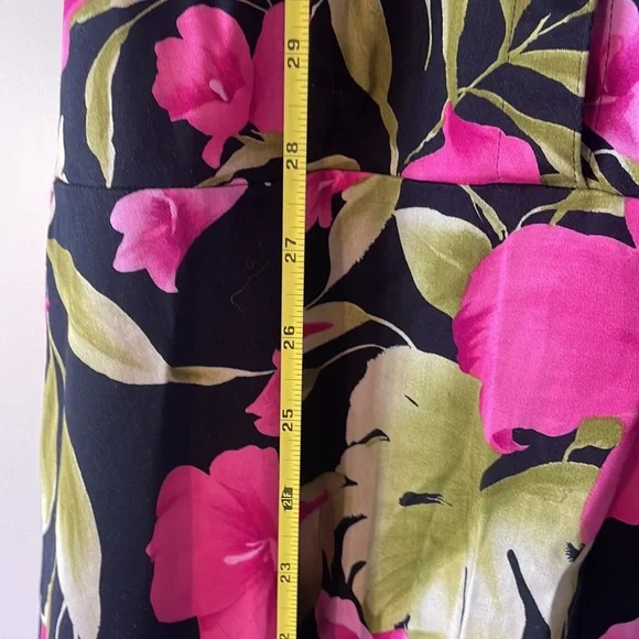 Flower dress - Picture 6 of 6